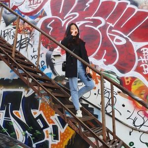 Meet your Posher, Yeow